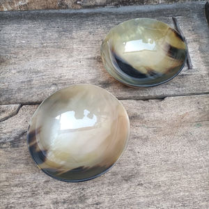 Eco-Friendly Genuine Ox Horn Palm Lathering <b>Soup</b> <b>Bowl</b> Manufacturer's Polished Animal Style Home Decoration Horn Dishes - Product Image 1