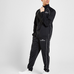 Ensemble de survêtement entièrement personnalisable : sweat à capuche en molleton de coton ou de polyester, haut et bas, pour le jogging et la gym - Product Image 4