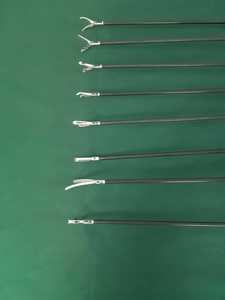 Juego de instrumentos de disector de pinza curvada Debakey fenestrada por laparoscopia de 8 piezas aprobada por la CE, pinzas manuales de acero inoxidable - Product Image 6