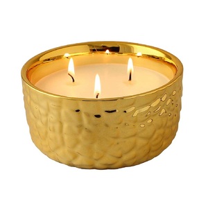 Bougie de soja parfumée en métal de luxe de conception royale bol de qualité supérieure pour la maison mariage et décoration de Noël pour les bars de l'Inde - Product Image 4