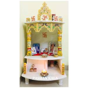 Sculpture Fine et colorée, pour jouer au meilleur travail, magnifique Temple du dieu indien coloré - Product Image 1