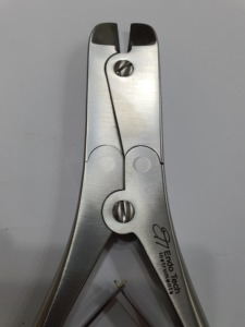 คีมตัดสายไฟทำจากสเตนเลสสตีล9" - Product Image 3