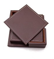 Ensemble de 4 dessous-de-verre contemporains en cuir PU marron à motif triangulaire par KSN