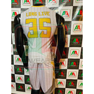 Costumes d'entraînement de football américain en polyester 100% de haute qualité Logo imprimé par sublimation Design respirant Option de taille supérieure - Product Image 2