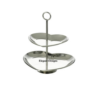 Soporte de pastel en forma de corazón al por mayor, soporte de mesa hecho a mano de metal, herramientas de pastel elegantes clásicas de la mejor calidad - Product Image 1