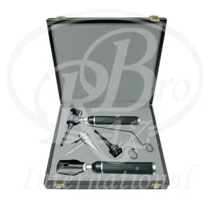 Otoscope de diagnostic vétérinaire kit de 9 pièces avec boîte en bois stratifié en cuir synthétique et insert en mousse personnalisé