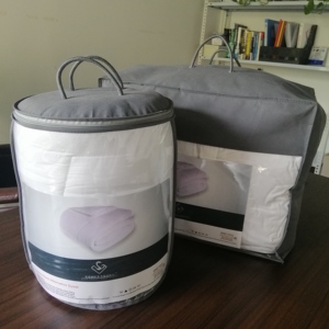 Sacs zippés non tissés en PVC LDPE avec logo personnalisé <span class=keywords><strong>pour</strong></span> emballage <span class=keywords><strong>de</strong></span> <span class=keywords><strong>sac</strong></span> <span class=keywords><strong>de</strong></span> <span class=keywords><strong>rangement</strong></span> <span class=keywords><strong>pour</strong></span> oreiller <span class=keywords><strong>de</strong></span> <span class=keywords><strong>couette</strong></span> <span class=keywords><strong>couette</strong></span> - Product Image 2