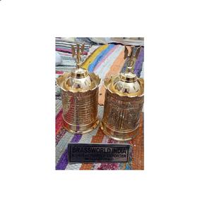 Mano de oración de aluminio azul con urna de cremación grabada en plata, suministros funerarios, Brassworld, India - Product Image 6