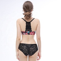 Ensemble soutien-gorge et culotte croisés en dentelle sexy pour femmes ensembles de lingerie sexy Push up pour filles nouvel arrivage