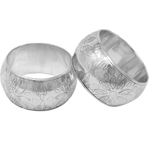 Vaisselle design la plus tendance Rond de serviette en métal en aluminium Fabricant Rond de serviette en métal fait main au design personnalisé - Product Image 4