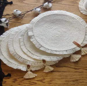 จำนวนมากของ Macrame Placemats ใช้สำหรับตกแต่งบ้านจากอินเดีย Isar International LLP ในราคาที่ดีที่สุด