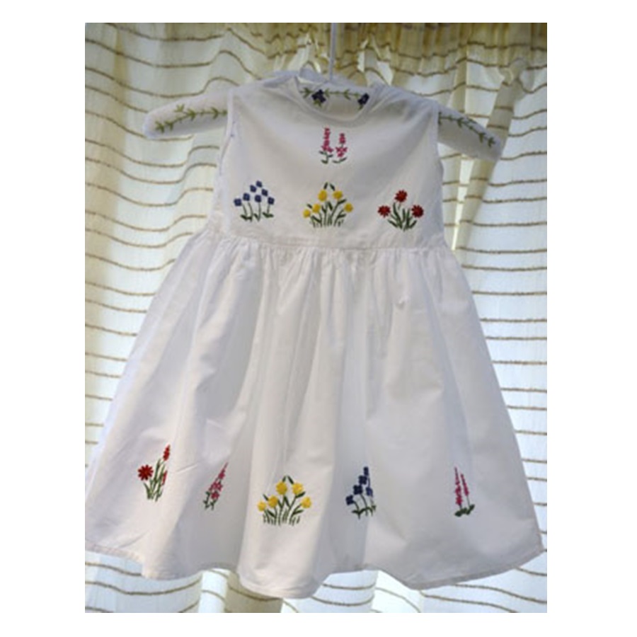 hand embroidrery baby dress 100%cotton Quang Thanh embroidery QTBD3