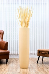 Jarrón de Piso Minimalista Beige de Metal, Maceta Decorativa de Alta Calidad - Product Image 2