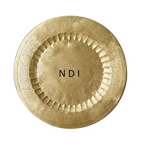 Assiette de service en acier inoxydable plaqué or pour fête de mariage utilisation traiteur finition dorée assiette de charge en métal pour serveur de nourriture - Product Image 1