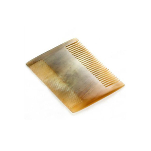 Peine para Barba y Cabello con Diseño Elegante, Peine de Cuerno Natural Hecho a Mano, Peine de Cuerno de Alta Calidad de Axiom Home Accents - Product Image 1