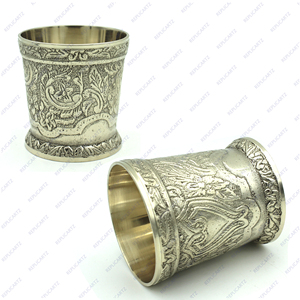 Verres à boire en laiton gaufré de haute qualité et télescope en laiton avec support réglable – Cadeau décoratif pour la maison et le bureau - Product Image 3