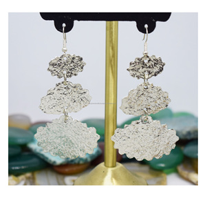 Pendientes de fiesta de playa de verano chino 2026, joyería, pendientes redondos de Navidad, pendientes redondos rojos con cuentas, joyería - Product Image 5