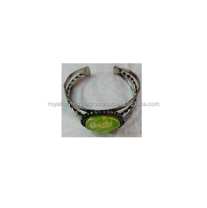 กำไลทองเหลืองในรูปแบบที่แตกต่างกัน - Product Image 4