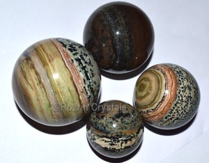 Sphères de pierres précieuses Unakite de haute qualité |   Gravé sculpté |   Décoration d'intérieur Angel & Feng Shui |   En vente en ligne - Product Image 1
