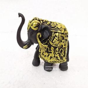 Statues d'éléphants en résine sculptée d'Inde - Product Image 1