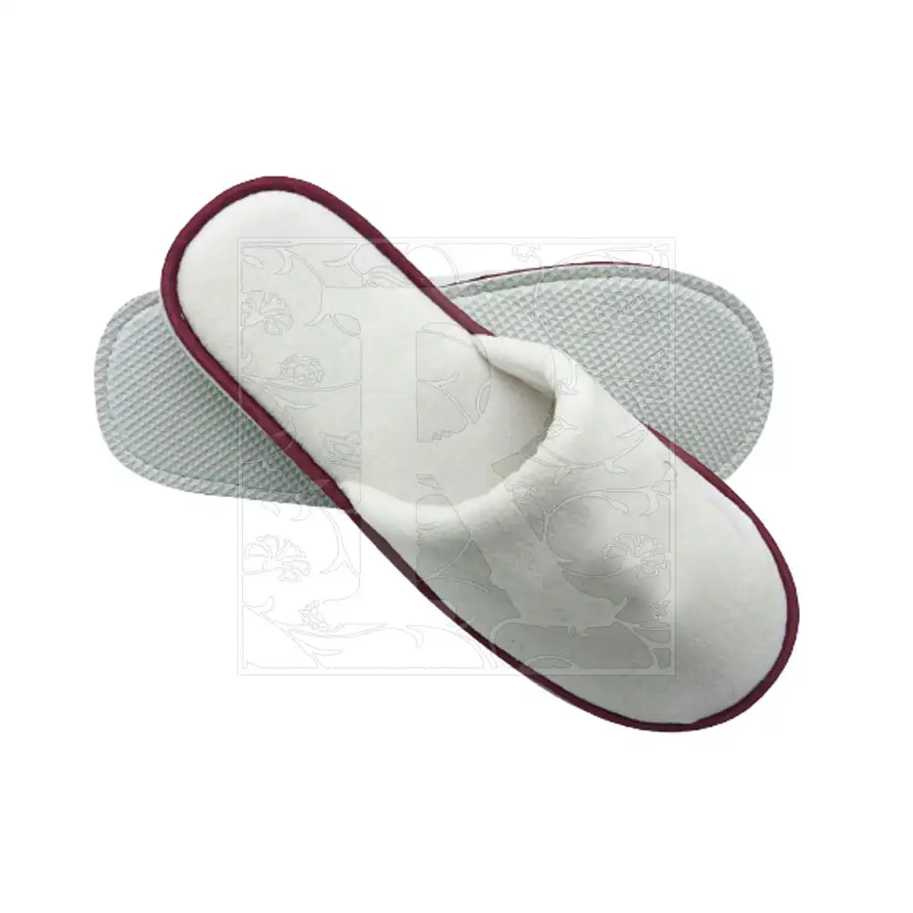 Wholesale Cheap Custom Logo Unisex Personalized Hotel Slippers Disposable