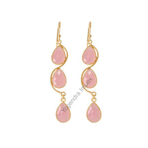 Boucles d'oreilles pendantes en calcédoine rose naturelle en forme de poire, crochet en argent sterling plaqué or 18 carats à la mode pour cadeau de fête - Product Image 2