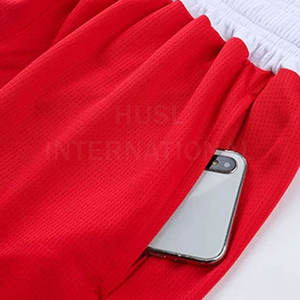 Uniforme de basket-ball Slim Fit pour hommes, vêtements de sport de couleur personnalisée, matériau respirant, option grande taille pour la saison estivale, meilleures ventes - Product Image 3