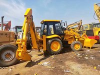 Chargeuse-pelleteuse JCB 3CX d'occasion fabriquée au Royaume-Uni avec marteau