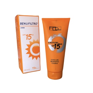 Vente de 100% crème solaire italienne SPF 15 à l'aloe vera bio contre les rayons ultraviolets pour l'exposition solaire - Product Image 5