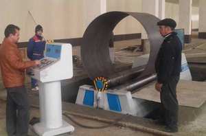 Machine de cintrage à rouleaux automatique en acier inoxydable avec moteur et deux cylindres pour une productivité élevée - Product Image 2