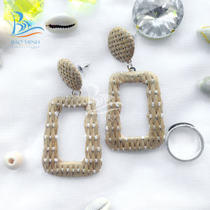 Boucles d'oreilles en rotin, boucles d'oreilles en bois de rotin naturel - Product Image 5