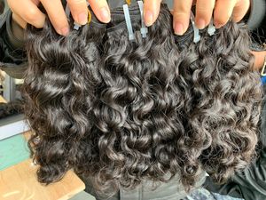Extensions de cheveux naturels bouclés Remy, tissage de cheveux vietnamiens Eurasiens, trame simple, provenant de plusieurs donneurs, toutes couleurs - Product Image 4