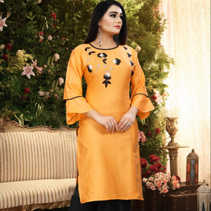Kurtis pour dames en coton Reyon Dernier design de mode Anarkali Suit avec veste Dupatta Robe de soirée indienne à prix de gros vêtements - Product Image 1