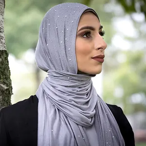 2024 fauchage jersey hijab croix design hijab matériau confortable personnalisation exceptionnelle jersey hijab écharpes avec pierre