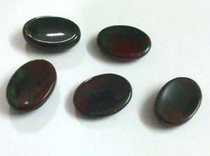 Blood <b>Stone</b> <b>Worry</b> <b>Stone</b> Supplier | Blood <b>Stone</b> <b>Worry</b> <b>Stone</b> Online | Get Blood <b>Stone</b> <b>Worry</b> <b>Stone</b> Semiprecious <b>Stone</b> Craft Supply - Product Image 2