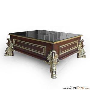 Mesa de centro antigua de madera de caoba, acabado dorado - Product Image 1