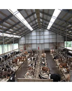 Çiftlik inek döken inek kafes sığır çiftlik ve mobil sağım makinesi