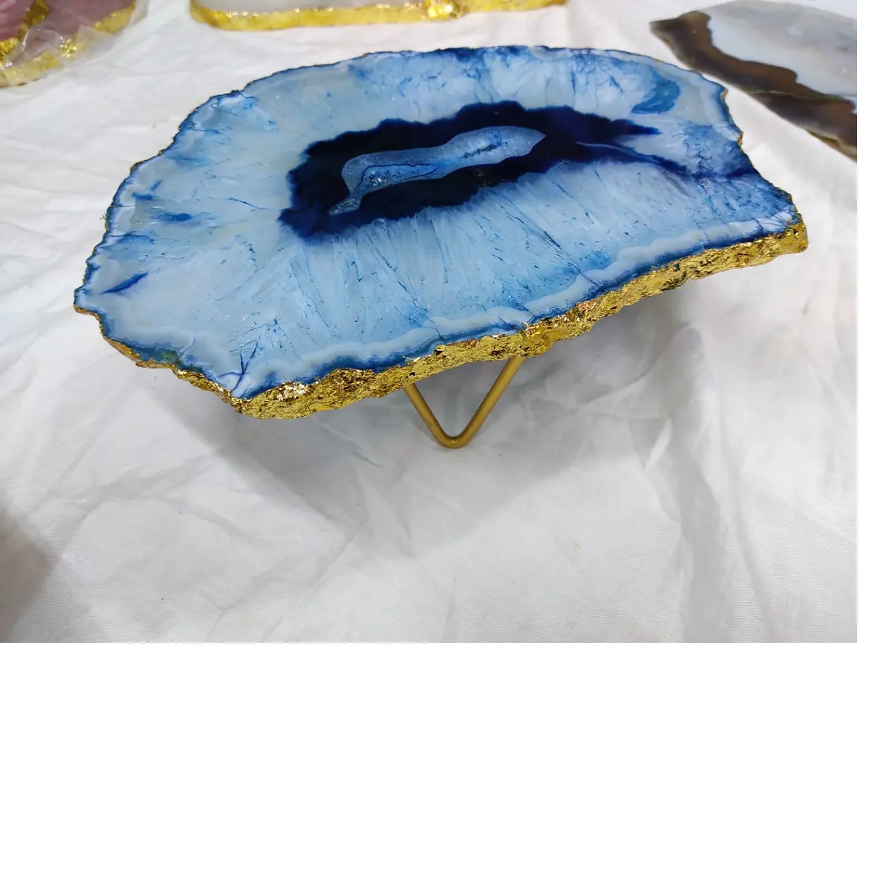 natural gemstone agate platters in custom made sizes for home decoration and interior decoration