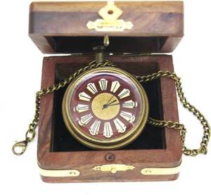 Reloj de bolsillo encadenado de tipo antiguo, cuerda manual (no requiere batería) con caja de madera, el mejor regalo para padre, madre, hermano, regalo - Product Image 1