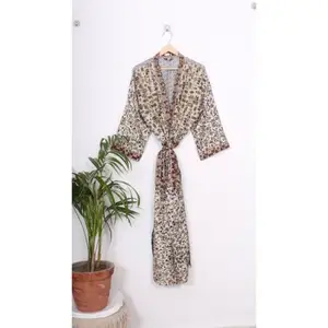 Regal House Robe Lounging Gown Damen Seide Kimono Jacke Vintage Seide Kimono Brautjungfer Roben Boho Braut Robe Kimono Kleider