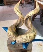Manche de couteau de qualité export, en matériau organique (corne de mouton, os de chameau, corne de buffle), art populaire animalier, couleur naturelle