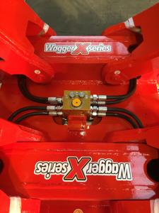 อุปกรณ์เสริมคุณภาพสูงสำหรับเครื่องจักร PRC รุ่น Paper Roll Clamp สีแดง แบบแขนยาว รับน้ำหนักได้ 1600-3200 กก. สภาพใหม่ คุณภาพพรีเมียม - Product Image 6