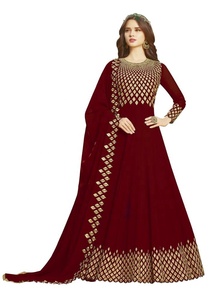 ชุดส่าหรีผ้าไหมดีไซน์ใหม่ล่าสุดสำหรับงานปาร์ตี้และงานแต่งงาน แฟชั่นอินเดียสำหรับผู้หญิง สไตล์บอลลีวูด มีสินค้าพร้อมส่ง - Product Image 3