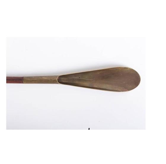 สีน้ำตาล