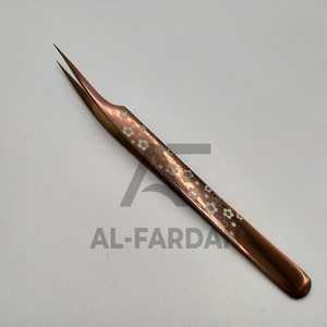 ที่หนีบขนตาชี้แบบหนีบตรงทำจากสเตนเลสอย่างยั่งยืนสีพลาสม่าโรสโกลด์ - Product Image 4