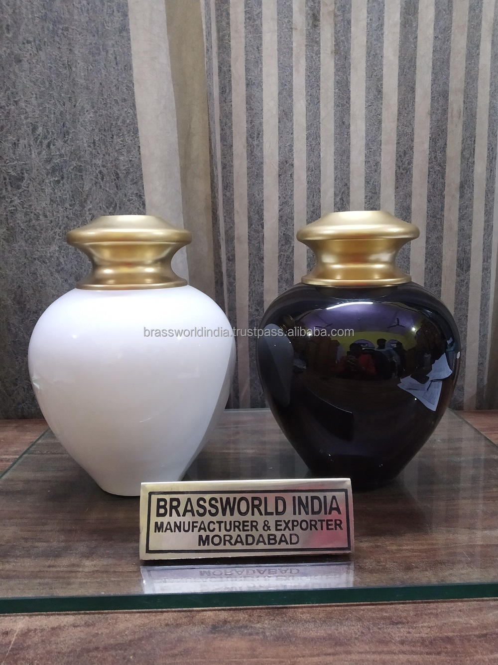 アメリカンスタイルアルミブルーEGGSHELL火葬用Urnホワイトフラワー