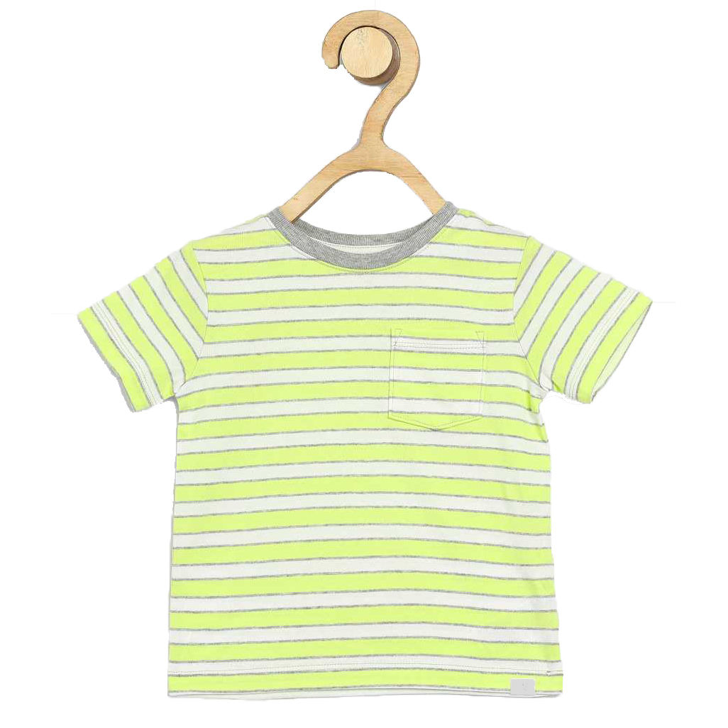 สีมะกอกอ่อน