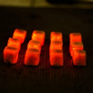 Menos ceniza de Japón carbón hecho con 100% natural Carbón hookah bajo ceniza de carbón de coco de briquetas - Product Image 3