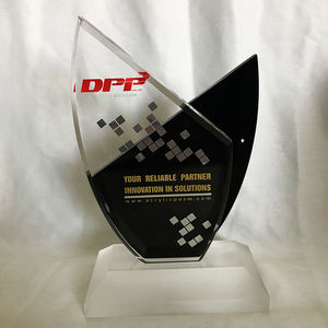 Trofeo acrílico de premio de cristal de lujo personalizado de fábrica, Material plástico de primera calidad, DPP marca, modelo AT12 - Product Image 3