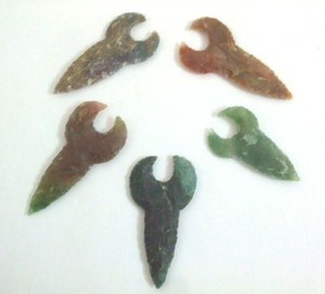 Compra puntas de flecha de piedra cortadas en la Luna | puntas de flecha de piedra cortadas en la luna en línea puntas de flecha de ágata India curativas - Product Image 1